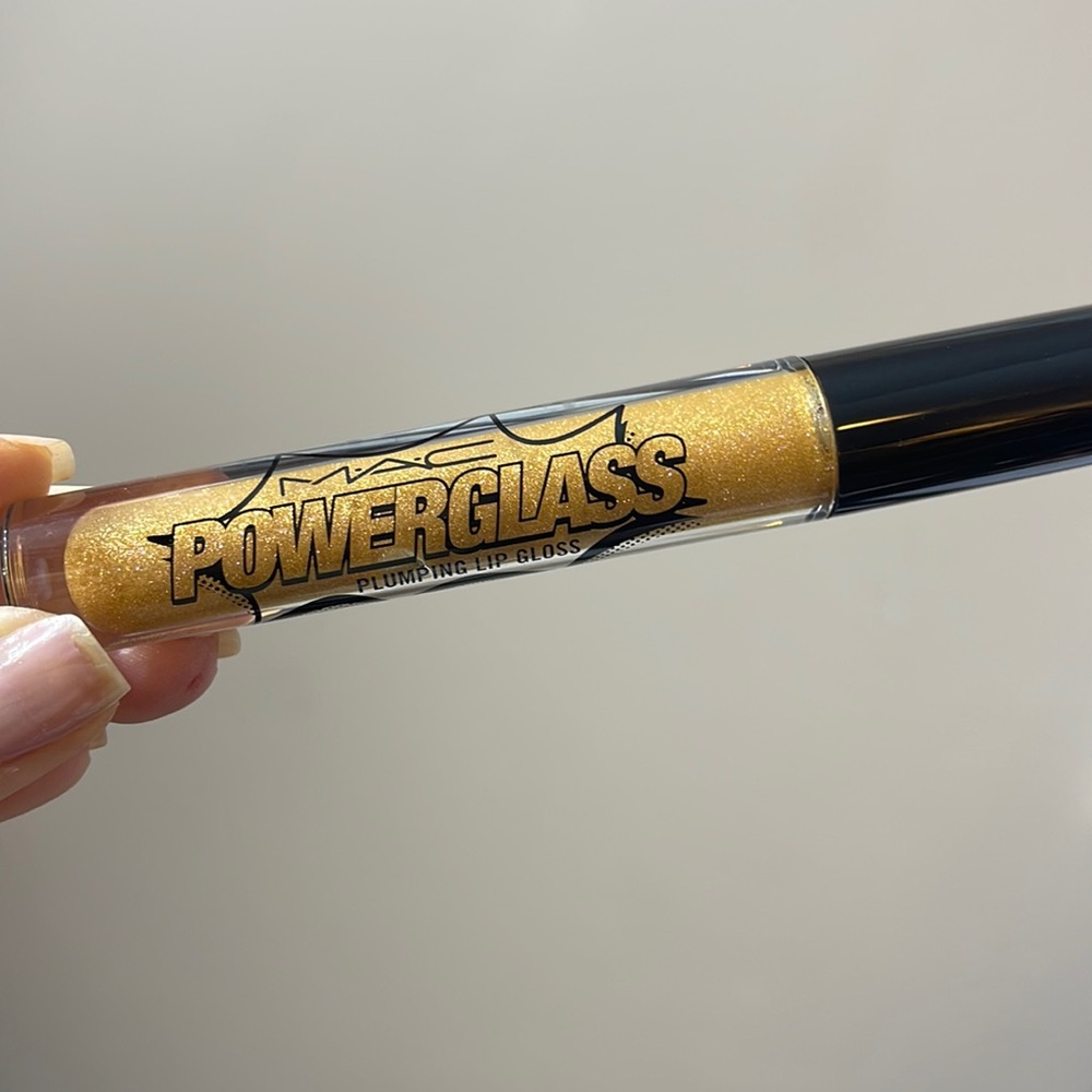 Brand new MAC powerglass, plumping lipgloss